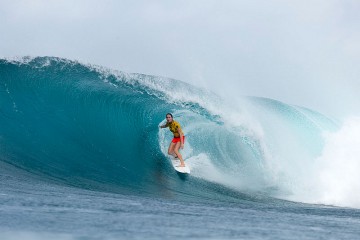 <h4>Carissa Moore - </h4> The most dominant competitive female surfer of the modern era, three-time WSL Women�s World Champion Carissa Moore has played an instrumental role in redefining the perceptions of women�s surfing since first joining the Tour in 2010. Combining a powerful, progressive approach in the water with a brilliant strategic mind and classic Hawaiian courage, she�s made over a million dollars in prizemoney and has won 17 CT events. In 2015, the Oahu native won her third World Title in idyllic Honolua Bay barrels with perfect-10-posting form. Though Carissa has yet to win an event in 2016, she�s still considered the surfer to beat in any heat, from one-foot Huntington to eight-foot Cloudbreak. And she�s only 24.